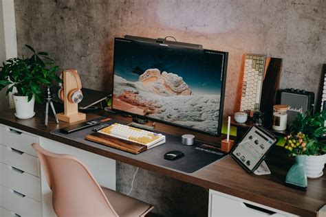 桌面擺設|桌面擺設大挑戰！如何擺出超有質感的 Desk Setup？讓你工作效。